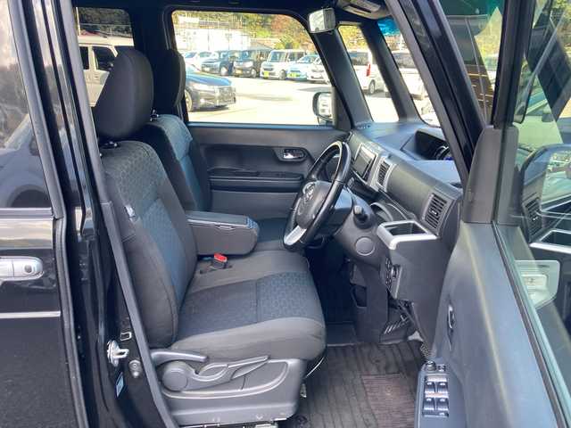 トヨタ ピクシスメガ GターボレジャーエディションSAⅢ 愛媛県 2018(平30)年 6.7万km ブラックマイカメタリック 社外KENWOODナビ（MDV-Z90S）/・Bluetooth/・CD/DVD USB端子/フルセグTV/バックカメラ/ビルドインETC/両側パワースライドドア/シートヒーター/純正フロアマット/純正15インチAW/シートヒーター/スマートアシストIII/衝突軽減装置/オートライト/スマートキー