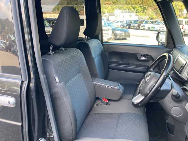 トヨタ ピクシスメガ GターボレジャーエディションSAⅢ 愛媛県 2018(平30)年 6.7万km ブラックマイカメタリック 社外KENWOODナビ（MDV-Z90S）/・Bluetooth/・CD/DVD USB端子/フルセグTV/バックカメラ/ビルドインETC/両側パワースライドドア/シートヒーター/純正フロアマット/純正15インチAW/シートヒーター/スマートアシストIII/衝突軽減装置/オートライト/スマートキー