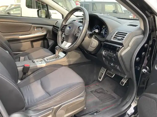 スバル レヴォーグ 1．6GT アイサイト 鳥取県 2014(平26)年 7.3万km クリスタルブラックシリカ ワンオーナー/４WD・ターボ車/社外ナビ/フルセグ/DVD/CD/USB/BT（ハンズフリー）/バックカメラ・ETC/STIスポイラー/フロント/サイド/リア/SI-DRAIVE/アイサイト/レーンキープアシスト/レーダークルーズコントロール/キセノンライト/フォグライト/純正17インチアルミホイール/プッシュエンジンスタート/スマートキー×２/アイドリングストップ/フロアマット/ドアバイザー/保証書・取扱説明書