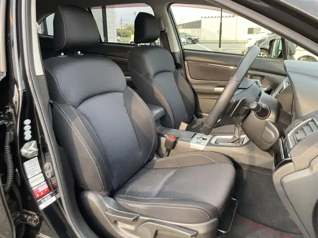 スバル レヴォーグ 1．6GT アイサイト 鳥取県 2014(平26)年 7.3万km クリスタルブラックシリカ ワンオーナー/４WD・ターボ車/社外ナビ/フルセグ/DVD/CD/USB/BT（ハンズフリー）/バックカメラ・ETC/STIスポイラー/フロント/サイド/リア/SI-DRAIVE/アイサイト/レーンキープアシスト/レーダークルーズコントロール/キセノンライト/フォグライト/純正17インチアルミホイール/プッシュエンジンスタート/スマートキー×２/アイドリングストップ/フロアマット/ドアバイザー/保証書・取扱説明書