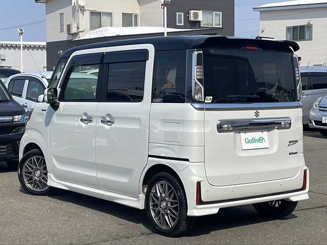 スズキ スペーシア カスタム HYBRID XS 秋田県 2023(令5)年 1.4万km ピュアホワイトパール/ブラック2トーン 登録時走行距離13626km/４WD/メモリー純正ナビ/フルセグTV/全方位カメラ/ビルトインETC/前後ドライブレコーダー/横滑り防止装置/盗難防止装置/レーンキープアシスト/衝突被害軽減システム/クリアランスソナー/車線逸脱警報/オートライト/オートマチックハイビーム/片側パワースライド/純正フロアマット/社外AW/サマータイヤ積み込み/純正リアパイラー/LEDヘッドライト/フォグランプ