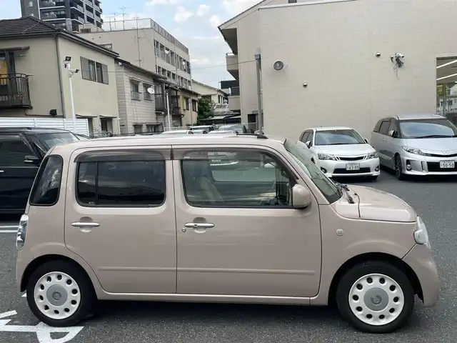ダイハツ ミラ ココア X 広島県 2016(平28)年 9.9万km ココアベージュマイカメタリック /登録時走行距離/　　　　　　　98276キロ/エコアイドル/純正ナビ/バックカメラ/地デジ/スペアキー×１/ETC/新車時整備手帳/　　【保証書】/