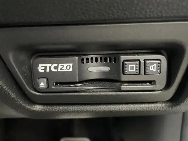 ホンダ ステップワゴン スパーダ ホンダセンシング 大阪府 2020(令2)年 3.3万km プラチナホワイトパール 社外ナビ/バックモニター/BT/ETC/SD/TV/両側電動パワースライドドア /前方ドライブレコーダー /スマートキー /ターボ/ホンダセンシング/衝突軽減システム /エアロパーツ /プッシュスタート/アイドリングストップ/電動格納サードシート/LED