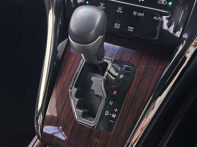 トヨタ ハリアー プレミアム 宮城県 2017(平29)年 8.1万km ブラック Toyota Safety Sense /・プリクラッシュセーフティ/・レーンディパーチャーアラート/・オートマチックハイビーム/電動リアゲート/純正9インチナビ/・BT.CD.DVD/バックカメラ/フルセグTV/ハーフレザーシート/D席パワーシート/ビルトインETC/革巻きステアリング/ステアリングスイッチ/プッシュスタート/スマートキー/LEDヘッドライト/LEDフォグライト/社外フロアマット/純正18インチAW/純正ドアバイザー/横滑り防止