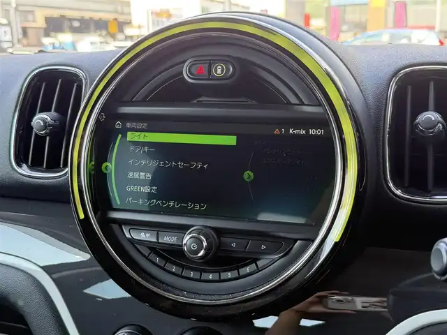 ＭＩＮＩ ミニ クロスオーバー クーパー SD オール4 静岡県 2018(平30)年 7.5万km シルバー 電動リアゲート/MINIコネクト/(BT/USB)/インテリジェントセーフティ/バックカメラ/ACC/シートヒーター/スマートキー/ETC/ドライブレコーダー/フロアマット/純正18インチアルミホイール/フロントフォグランプ