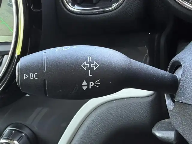 ＭＩＮＩ ミニ クロスオーバー クーパー SD オール4 静岡県 2018(平30)年 7.5万km シルバー 電動リアゲート/MINIコネクト/(BT/USB)/インテリジェントセーフティ/バックカメラ/ACC/シートヒーター/スマートキー/ETC/ドライブレコーダー/フロアマット/純正18インチアルミホイール/フロントフォグランプ