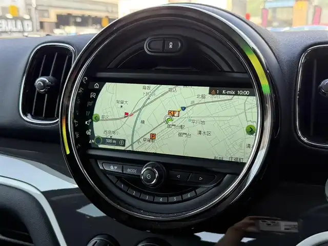 ＭＩＮＩ ミニ クロスオーバー クーパー SD オール4 静岡県 2018(平30)年 7.5万km シルバー 電動リアゲート/MINIコネクト/(BT/USB)/インテリジェントセーフティ/バックカメラ/ACC/シートヒーター/スマートキー/ETC/ドライブレコーダー/フロアマット/純正18インチアルミホイール/フロントフォグランプ