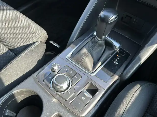 マツダ ＣＸ－５ XD プロアクティブ 兵庫県 2015(平27)年 9.2万km ジェットブラックマイカ (株)IDOMが運営する【じしゃロン西宮店】の自社ローン専用車両になります。こちらは現金またはオートローンご利用時の価格です。自社ローンご希望の方は別途その旨お申付け下さい/・マツダコネクトナビ/・フルセグＴＶ/・バックカメラ/・ＥＴＣ/・パドルシフト/・電子パーキング/・クルコン/・コーナーセンサー/・ＬＥＤライト