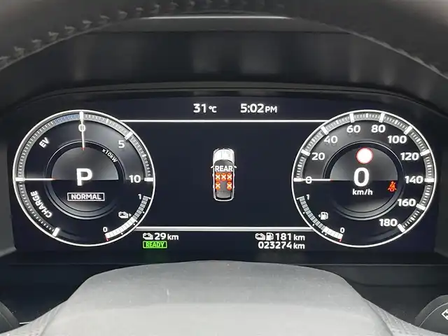 三菱 アウトランダー ＰＨＥＶ ブラックエディション 東京都 2023(令5)年 2.4万km ガンＭ／黒 アラウンドビューモニター　/前席シートヒーター　/運転席パワーシート　/マイパイロット　/ACC　/LKAS　/BSM　/デュアルエアコン　/12.3型スマホ連携ナビ　/・Bluetooth　/・Apple Android CarPlay　/ステアリングヒーター