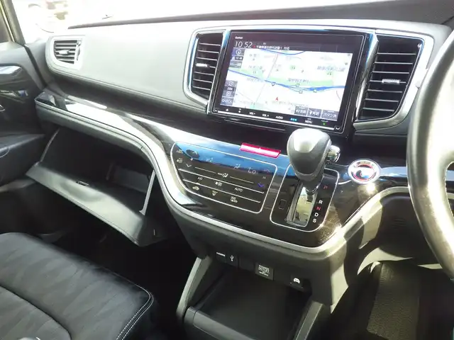 ホンダ オデッセイ ハイブリッド アブソルート ホンダセンシング 千葉県 2019(令1)年 4.5万km クリスタルブラックパール ホンダセンシング/・衝突軽減ブレーキ（CMBS）/・車線維持支援システム（LKAS）/・アダプティブクルーズコントロール（ACC）/・後方誤発進抑制機能/・誤発進抑制機能/両側パワースライドドア/ハーフレザーシート/純正メモリーナビ/地デジTV/【DVD/CD再生機能　Bluetooth接続】/バックカメラ/フリップダウンモニター/革巻きステアリング/ETC（2.0）/LEDヘッドライト/フォグライト/ウインカーミラー/純正17インチアルミホイル/サイド/カーテンエアバッグ/Honda スマートキー