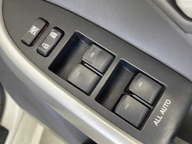 トヨタ プリウス S 茨城県 2010(平22)年 12.8万km ホワイトパールクリスタルシャイン 純正ディーラーOPナビ/NSDN-W60/バックカメラ/ワンセグ/ETC/ドアバイザー/電動格納ミラー/トノカバー/ウィンカーミラー/スペアキー