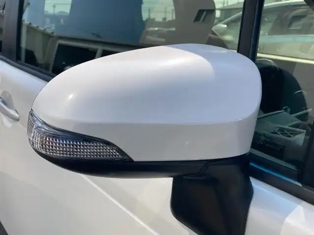 トヨタ スペイド G 静岡県 2013(平25)年 8万km ホワイトパールクリスタルシャイン 社外メモリーナビ(MDV-L503W)/　AM FM CD DVD USB/ETC/LEDオートヘッドランプ/革巻きステアリング/ステアリングスイッチ/スマートキー＆プッシュスタート/純正フロアマット/フルセグTV/シートヒーター(運転席)/片側パワースライドドア