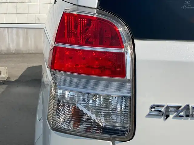 トヨタ スペイド G 静岡県 2013(平25)年 8万km ホワイトパールクリスタルシャイン 社外メモリーナビ(MDV-L503W)/　AM FM CD DVD USB/ETC/LEDオートヘッドランプ/革巻きステアリング/ステアリングスイッチ/スマートキー＆プッシュスタート/純正フロアマット/フルセグTV/シートヒーター(運転席)/片側パワースライドドア