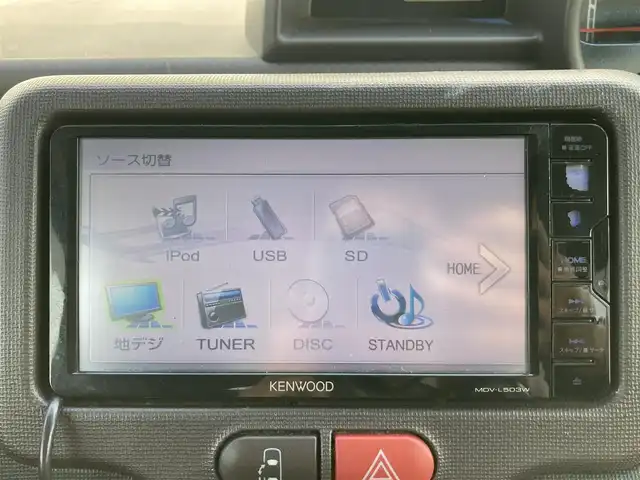 トヨタ スペイド G 静岡県 2013(平25)年 8万km ホワイトパールクリスタルシャイン 社外メモリーナビ(MDV-L503W)/　AM FM CD DVD USB/ETC/LEDオートヘッドランプ/革巻きステアリング/ステアリングスイッチ/スマートキー＆プッシュスタート/純正フロアマット/フルセグTV/シートヒーター(運転席)/片側パワースライドドア