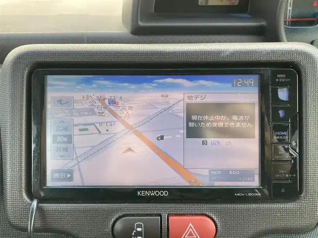 トヨタ スペイド G 静岡県 2013(平25)年 8万km ホワイトパールクリスタルシャイン 社外メモリーナビ(MDV-L503W)/　AM FM CD DVD USB/ETC/LEDオートヘッドランプ/革巻きステアリング/ステアリングスイッチ/スマートキー＆プッシュスタート/純正フロアマット/フルセグTV/シートヒーター(運転席)/片側パワースライドドア