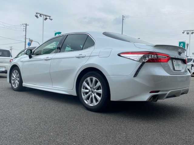 トヨタ カムリ WS 兵庫県 2019(平31)年 4.6万km プラチナホワイトパールマイカ ・ワンオーナー/・純正9インチナビ/・フルセグTV/・バックカメラ/・レーダークルーズコントロール/・LKA/・パドルシフト/・BSM/・ハーフレザー/・パワーシート/・LEDヘッドライト/・オートハイビーム/・純正１７AW/・ビルトインETC
