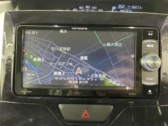 ダイハツ タント カスタム X トップED SA Ⅲ 大分県 2017(平29)年 6.7万km パールホワイトⅢ カロッツェリア　ワンセグナビ/社外14インチアルミホイール/スマートアシスト/ハーフレザーシート/LEDヘッドランプ/フォグランプ/コーナセンサー/シートヒーター/スマートキー/プッシュスタート/ドアバイザー/ウインカーミラー/ロールサンシェード/ステアリングスイッチ/サイドスポイラー/バックドアスポイラー