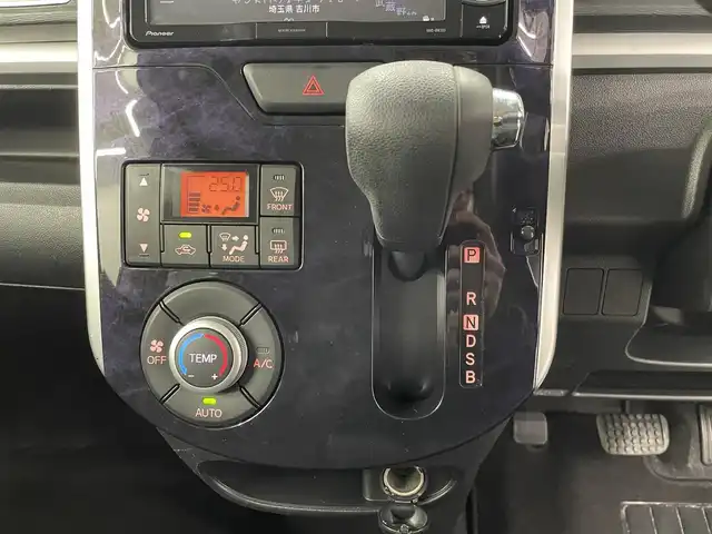 ダイハツ タント カスタム X トップED SA Ⅲ 大分県 2017(平29)年 6.7万km パールホワイトⅢ カロッツェリア　ワンセグナビ/社外14インチアルミホイール/スマートアシスト/ハーフレザーシート/LEDヘッドランプ/フォグランプ/コーナセンサー/シートヒーター/スマートキー/プッシュスタート/ドアバイザー/ウインカーミラー/ロールサンシェード/ステアリングスイッチ/サイドスポイラー/バックドアスポイラー