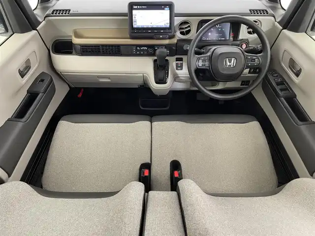 ホンダ Ｎ ＢＯＸ 滋賀県 2024(令6)年 0.5万km メテオロイドグレーメタリック 純正８型ナビ/（BT/USB/フルセグ）/バックカメラ/ホンダセンシング/（踏み間違え衝突軽減/CMBS/レーンキープアシスト/パーキングセンサー）/D/Nシートヒーター/両側パワースライドドア/追従クルーズコントロール/前後ドラレコ/前後コーナーセンサー/純正LEDヘッドライト/オートホールド/オートライト/オートハイビーム/電子パーキング/カーテンエアバッグ/盗難防止システム