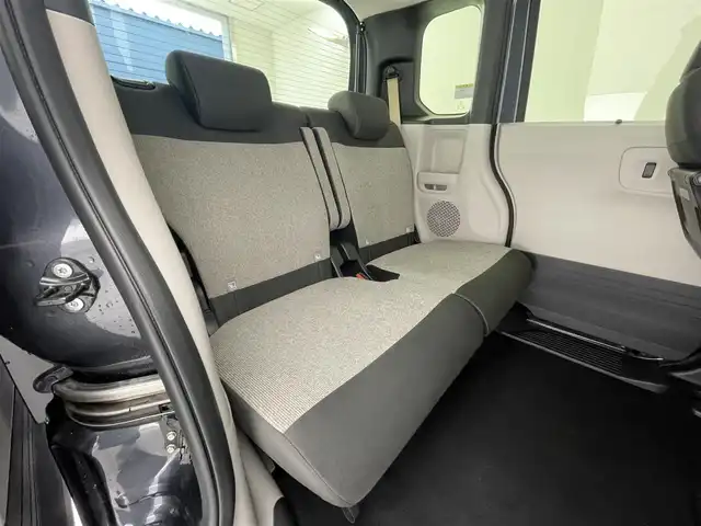 ホンダ Ｎ ＢＯＸ 滋賀県 2024(令6)年 0.5万km メテオロイドグレーメタリック 純正８型ナビ/（BT/USB/フルセグ）/バックカメラ/ホンダセンシング/（踏み間違え衝突軽減/CMBS/レーンキープアシスト/パーキングセンサー）/D/Nシートヒーター/両側パワースライドドア/追従クルーズコントロール/前後ドラレコ/前後コーナーセンサー/純正LEDヘッドライト/オートホールド/オートライト/オートハイビーム/電子パーキング/カーテンエアバッグ/盗難防止システム