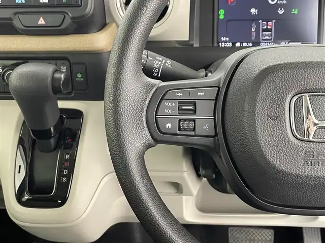 ホンダ Ｎ ＢＯＸ 滋賀県 2024(令6)年 0.5万km メテオロイドグレーメタリック 純正８型ナビ/（BT/USB/フルセグ）/バックカメラ/ホンダセンシング/（踏み間違え衝突軽減/CMBS/レーンキープアシスト/パーキングセンサー）/D/Nシートヒーター/両側パワースライドドア/追従クルーズコントロール/前後ドラレコ/前後コーナーセンサー/純正LEDヘッドライト/オートホールド/オートライト/オートハイビーム/電子パーキング/カーテンエアバッグ/盗難防止システム