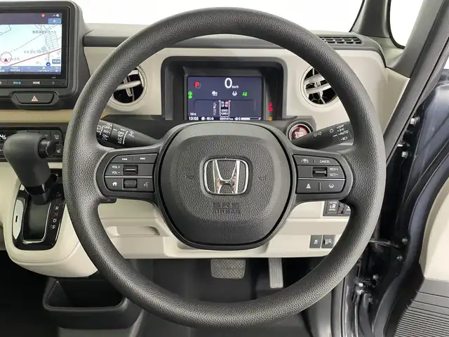 ホンダ Ｎ ＢＯＸ 滋賀県 2024(令6)年 0.5万km メテオロイドグレーメタリック 純正８型ナビ/（BT/USB/フルセグ）/バックカメラ/ホンダセンシング/（踏み間違え衝突軽減/CMBS/レーンキープアシスト/パーキングセンサー）/D/Nシートヒーター/両側パワースライドドア/追従クルーズコントロール/前後ドラレコ/前後コーナーセンサー/純正LEDヘッドライト/オートホールド/オートライト/オートハイビーム/電子パーキング/カーテンエアバッグ/盗難防止システム