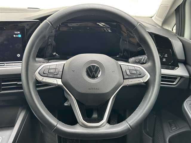 フォルクスワーゲン ＶＷ ゴルフ ヴァリアント eTSI スタイル 埼玉県 2021(令3)年 3.1万km ピュアホワイト 純正メモリナビ/(ApplyCarPlay/AndroidoAuto/フルセグTV/AM/FM/BT)/バックカメラ/純正ビルトインETC2.0/ステアリングヒーター/純正前後ドライブレコーダー/IQドライブ/・レーダークルーズコントロール/・プリクラッシュブレーキシステム/・レーンチェンジアシストシステム/・ドライバー疲労検知システム/レーンチェンジアシスト/レーンキープアシスト/エマージェンシーアシスト/ブラインドスポットモニター/オールウェザーライト/リアフォグランプ/LEDヘッドライト/ルーフレール/マイクロフリースシート/両側シートヒーター/オートブレーキホールド/電子パーキングブレーキ/ドライブモードセレクト/衝突軽減ブレーキ/LEDヘッドライト/純正17インチAW/スペアタイヤ1/トノカバー/パドルシフト/プッシュスタート/スマートキー1本/取扱説明書/保証書