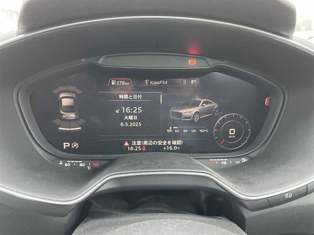 アウディ ＴＴクーペ 2．0 TFSI 兵庫県 2016(平28)年 8.4万km アイビスホワイト アウディバーチャルコックピット/12.3インチデジタル液晶ディスプレイ/ナビ/Bluetooth/バックカメラ/ETC/前後ドライブレコーダー/衝突軽減カメラ/クルーズコントロール/コーナーセンサー/本革巻きステアリング/パドルシフト/ステアリングスイッチ/電動パーキングブレーキ/オートブレーキホールド/LEDヘッドライト/オートライト/電動格納ミラー/パワーウィンドウ/純正17インチAW/プッシュスタート/スマートキー/スペアキー/取扱説明書
