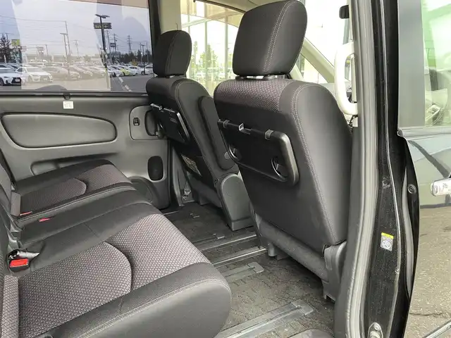 日産 セレナ ハイウェイスター Vエアロセレ 道南・函館 2012(平24)年 6.8万km スーパーブラック ・スマートキー＆プッシュスタート/・純正エンジンスターター/・両側パワースライドドア/・前後ドラレコ/・ＳＤナビ（Ｂｌｕｅｔｏｏｔｈ／ｉＰｏｄ／ＡＵＸ／ＳＤ／ＨＤＤ／ＴＶ）/・バックカメラ/・夏冬タイヤ/・ＥＴＣ/・電動格納サイドミラー