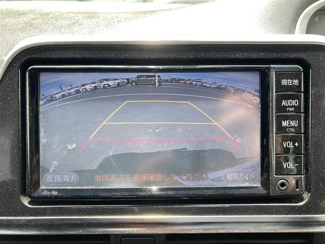 トヨタ シエンタ G 香川県 2017(平29)年 2.9万km ブラックマイカ 登録時走行距離：28494km/ディーラー純正ナビ/　CD BT ワンセグTV/バックカメラ/両側パワースライドドア/プリクラッシュセーフティシステム/レーンキープアシスト/オートハイビーム/LEDヘッドライト/オートライト/フォグランプ/アイドリングストップ/横滑り防止装置/ビルトインETC/革巻きステアリング/ステアリングスイッチ/プッシュスタート/スマートキー/スペアキー