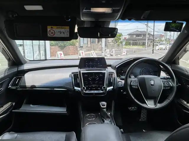 トヨタ クラウン ハイブリッド RS アドバンス 宮城県 2019(平31)年 10.7万km ホワイトパールクリスタルシャイン 登録時走行距離　107016km/純正ナビ/CD/DVD/BT/TV/衝突軽減システム/クルーズコントロール/レーンキープアシスト/ブラインドスポットモニター/レザーシート/シートヒーター/シートメモリ/パドルシフト/ETC2.0/バックカメラ/純正18インチAW/電格ミラー/純正フロアマット