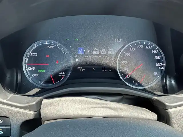 トヨタ クラウン ハイブリッド RS アドバンス 宮城県 2019(平31)年 10.7万km ホワイトパールクリスタルシャイン 登録時走行距離　107016km/純正ナビ/CD/DVD/BT/TV/衝突軽減システム/クルーズコントロール/レーンキープアシスト/ブラインドスポットモニター/レザーシート/シートヒーター/シートメモリ/パドルシフト/ETC2.0/バックカメラ/純正18インチAW/電格ミラー/純正フロアマット