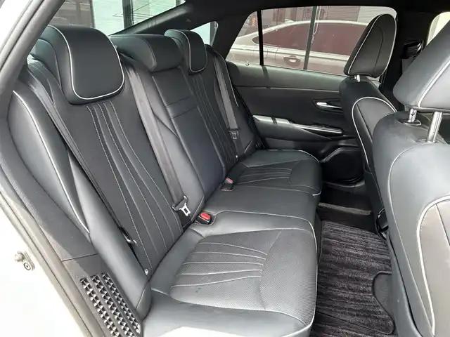 トヨタ クラウン ハイブリッド RS アドバンス 宮城県 2019(平31)年 10.7万km ホワイトパールクリスタルシャイン 登録時走行距離　107016km/純正ナビ/CD/DVD/BT/TV/衝突軽減システム/クルーズコントロール/レーンキープアシスト/ブラインドスポットモニター/レザーシート/シートヒーター/シートメモリ/パドルシフト/ETC2.0/バックカメラ/純正18インチAW/電格ミラー/純正フロアマット