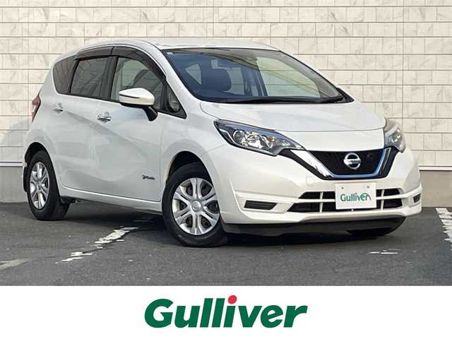 日産 ノート e－パワー X 愛知県 2018(平30)年 8万km ブリリアントホワイトパール ・純正SDメモリーナビ/・フルセグTV/・CD再生/・ETC/・Bluetooth接続/・純正フロアマット/・オートライト/・横滑り防止装置/・衝突軽減ブレーキ/・レーンキープアシスト/・電動格納ミラー/・ドライブレコーダー（前）/・スマートキー/・プッシュスタート
