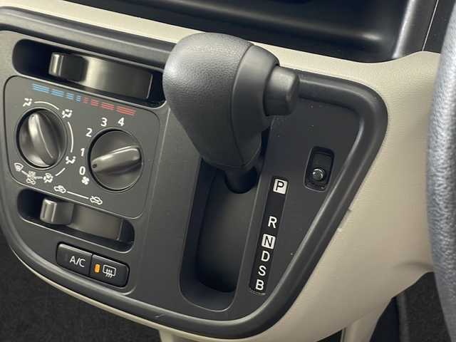 トヨタ パッソ X 秋田県 2022(令4)年 4.3万km ブラックマイカメタリック ４WD/純正ナビ　CD USB BT AMFMチューナー/衝突被害軽減システム/コーナーセンサー前後/ETC/プッシュスタート　スマートキー/スペアキー1本/純正ホイールキャップ　14インチ夏タイヤ装着/純正フロアマット/ハロゲンヘッドライト/電動格納ミラー/ヘッドライトレベライザー/ダブルエアバッグ/保証書・取扱説明書
