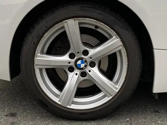ＢＭＷ Ｚ４ sDrive23i ハイライン 福岡県 2010(平22)年 6.6万km 白 黒革シート/純正ナビＴＶ/シートヒーター/電動オープン/レザーステアリング/シートヒーター/ＨＩＤヘッドライト/ＥＴＣ/スペアキー/取扱説明書/保証書/記録簿