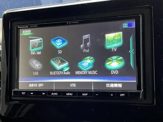 ホンダ Ｎ ＢＯＸ カスタム G L ホンダセンシング 滋賀県 2019(令1)年 5.5万km クリスタルブラックパール 社外7インチナビ/【Bluetooth/CD/DVD/フルセグTV】/バックカメラ/片側パワースライドドア/ホンダセンシング/・衝突軽減ブレーキ〈CMBS〉/・誤発進抑制機能/・後方誤発進抑制機能/・歩行者事故低減ステアリング/・路外逸脱抑制機能/・アダプティブクルーズコントロール/・LKAS〈車線維持支援システム〉/・オートハイビーム/・先行車発進お知らせ機能/・標識認識機能/リアソナー/LEDヘッドライト/ビルトインETC/前後ドライブレコーダー/プッシュスタート/スマートキー/ステアリングリモコン/後席ロールサンシェード