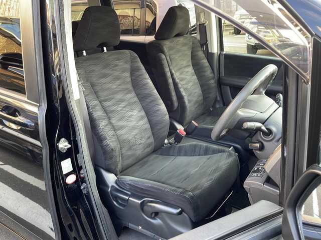 ホンダ ステップワゴン G Eセレクション 愛媛県 2014(平26)年 9.9万km クリスタルブラックパール ワンオーナー/純正ナビ/・フルセグ/BT/CD/DVD/バックカメラ/ETC/クルーズコントロール/片側パワースライドドア/ウィンカーミラー/スマートキー/ライトレベライザー/スペアキー