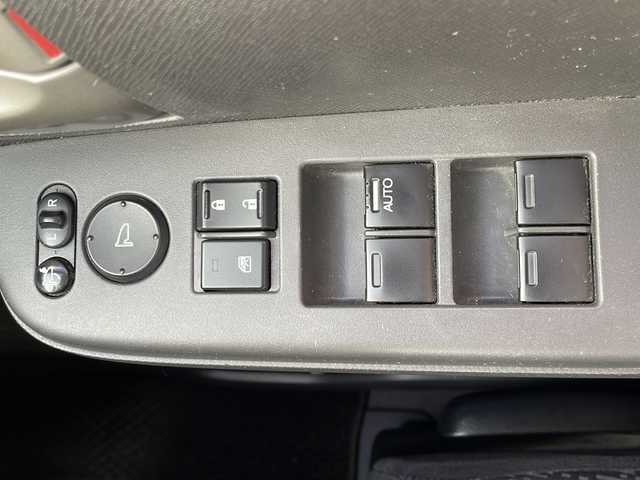 ホンダ ステップワゴン G Eセレクション 愛媛県 2014(平26)年 9.9万km クリスタルブラックパール ワンオーナー/純正ナビ/・フルセグ/BT/CD/DVD/バックカメラ/ETC/クルーズコントロール/片側パワースライドドア/ウィンカーミラー/スマートキー/ライトレベライザー/スペアキー