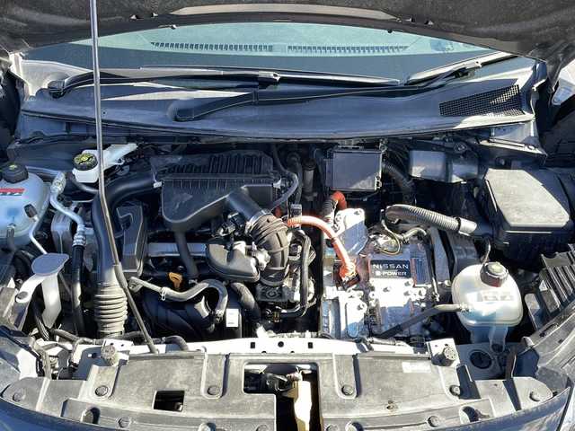 日産 ノート X FOUR 岩手県 2023(令5)年 8.8万km ダークメタルグレー NC9型ナビ プロパイロット 全周囲C ETC2.0 デジタルインナーミラー Qiワイヤレス充電 ハンドルヒーター シートヒーター フルセグ HDMI ステアスイッチ オートLEDライト オートブレーキホールド スマートキー　ドライブレコーダー