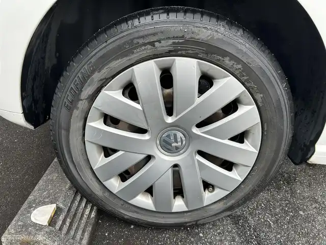 フォルクスワーゲン ポロ TSIコンフォートライン 埼玉県 2012(平24)年 9.4万km キャンディホワイト 社外ナビ/　(FM/AM/USB/CD/DVD)/フルセグテレビ/ETC/社外フロアマット/ハロゲンヘッドライト/横滑り防止装置/アイドリングストップ/15インチホイール