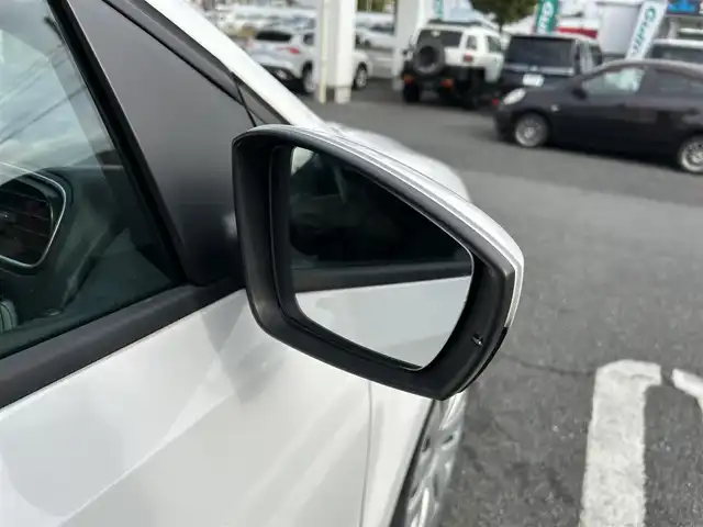 フォルクスワーゲン ポロ TSIコンフォートライン 埼玉県 2012(平24)年 9.4万km キャンディホワイト 社外ナビ/　(FM/AM/USB/CD/DVD)/フルセグテレビ/ETC/社外フロアマット/ハロゲンヘッドライト/横滑り防止装置/アイドリングストップ/15インチホイール