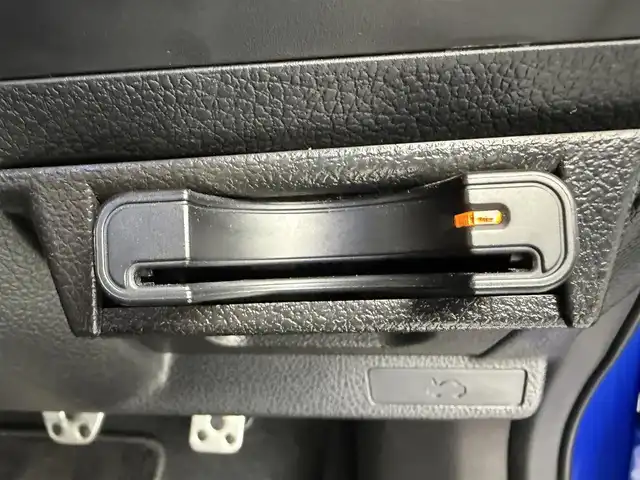 スバル ＷＲＸ ＳＴＩ EJ20 Final edition full package 愛知県 2020(令2)年 0.6万km WRブルーパール 純正ナビ/・地デジTV/・Bluetooth/・CD/DVD/・AM/FM/・SD/・iPod/純正フルエアロ/6速MT/プッシュスタート/バックカメラ/LEDヘッドライト/オートライト/純正フロアマット/純正19インチアルミホイール/前後ドライブレコーダー/ハーフレザーシート/前席シートヒーター/ETC/スマートキー