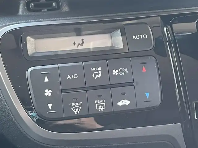 ホンダ Ｎ ＢＯＸ カスタム G Lパッケージ 滋賀県 2016(平28)年 4.7万km ミラノレッド 純正7インチナビ/【Bluetooth/CD/DVD/フルセグTV】/両側パワースライドドア/HIDヘッドライト/オートライト/前方ドライブレコーダー/衝突軽減ブレーキ/純正フロアマット/プッシュスタート/スマートキー/ステアリングリモコン