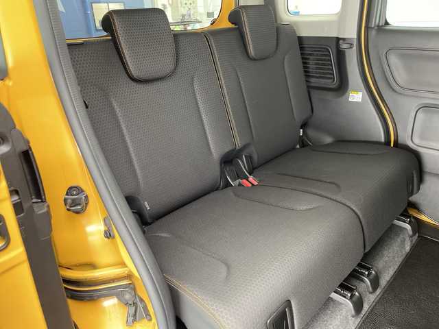 スズキ スペーシア ギア HYBRID XZ 宮崎県 2021(令3)年 4.7万km アクティブイエロー/ガンメタリック2トーン 社外10.1インチディスプレイオーディオ/Ｂｌｕｅｔｏｏｔｈ　/Ｄ／Ｎ席シートヒーター/両側パワースライドドア/クルーズコントロール/コーナセンサー　/デュアルカメラブレーキサポート　/レーンキープアシスト　/横滑り防止機能/スマートキー/ハンドルリモコン/アイドリングストップ