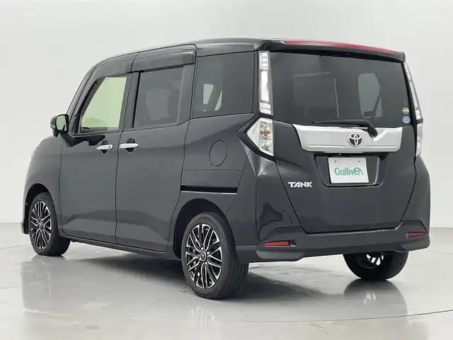 トヨタ タンク カスタムG－T 熊本県 2017(平29)年 3.3万km ブラックマイカメタリック 純正ナビ　（NSCD-W66）/　ワンセグTV　FM/AM/CD/SD/Bluetooth/スマートアシストII/・衝突回避支援ブレーキ機能/・衝突警報機能（対車両/歩行者）/・車線逸脱警報機能/・誤発進抑制制御機能/・先行車発進お知らせ機能/プッシュスタート/ステアリングスイッチ/クルーズコントロール/バックカメラ/両側パワースライドドア/ETC/アイドリングストップ/純正フロアマット/Weds LEONIS　15インチAW/スマートキー/保証書/取扱説明書