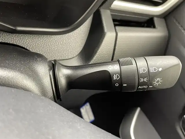 トヨタ タンク カスタムG－T 熊本県 2017(平29)年 3.3万km ブラックマイカメタリック 純正ナビ　（NSCD-W66）/　ワンセグTV　FM/AM/CD/SD/Bluetooth/スマートアシストII/・衝突回避支援ブレーキ機能/・衝突警報機能（対車両/歩行者）/・車線逸脱警報機能/・誤発進抑制制御機能/・先行車発進お知らせ機能/プッシュスタート/ステアリングスイッチ/クルーズコントロール/バックカメラ/両側パワースライドドア/ETC/アイドリングストップ/純正フロアマット/Weds LEONIS　15インチAW/スマートキー/保証書/取扱説明書