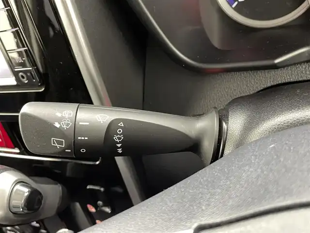 トヨタ タンク カスタムG－T 熊本県 2017(平29)年 3.3万km ブラックマイカメタリック 純正ナビ　（NSCD-W66）/　ワンセグTV　FM/AM/CD/SD/Bluetooth/スマートアシストII/・衝突回避支援ブレーキ機能/・衝突警報機能（対車両/歩行者）/・車線逸脱警報機能/・誤発進抑制制御機能/・先行車発進お知らせ機能/プッシュスタート/ステアリングスイッチ/クルーズコントロール/バックカメラ/両側パワースライドドア/ETC/アイドリングストップ/純正フロアマット/Weds LEONIS　15インチAW/スマートキー/保証書/取扱説明書