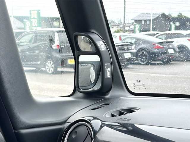 ホンダ Ｎ ＢＯＸ カスタム G ターボ Aパッケージ 富山県 2014(平26)年 4.7万km プレミアムホワイトパール ４ＷＤ/純正メモリナビ＆フルセグＴＶ（社外チューナー）/（ＣＤ＆ＳＤ）/バックカメラ/ＣＴＢＡ/クルーズコントロール/ＥＴＣ/純正１５inアルミホイール/両側パワースライドドア/オートライト/ＨＩＤライト/フォグランプ/ウィンカーミラー/電動格納ミラー/スマートキー/プッシュスタート/Ｗ＋サイド＋カーテンエアバッグ/横滑り防止/ＡＢＳ/ドアバイザー/純正フロアマット/新車保証書/取扱説明書
