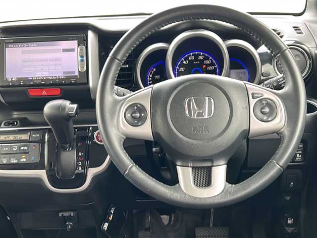 ホンダ Ｎ ＢＯＸ カスタム G ターボ Aパッケージ 富山県 2014(平26)年 4.7万km プレミアムホワイトパール ４ＷＤ/純正メモリナビ＆フルセグＴＶ（社外チューナー）/（ＣＤ＆ＳＤ）/バックカメラ/ＣＴＢＡ/クルーズコントロール/ＥＴＣ/純正１５inアルミホイール/両側パワースライドドア/オートライト/ＨＩＤライト/フォグランプ/ウィンカーミラー/電動格納ミラー/スマートキー/プッシュスタート/Ｗ＋サイド＋カーテンエアバッグ/横滑り防止/ＡＢＳ/ドアバイザー/純正フロアマット/新車保証書/取扱説明書